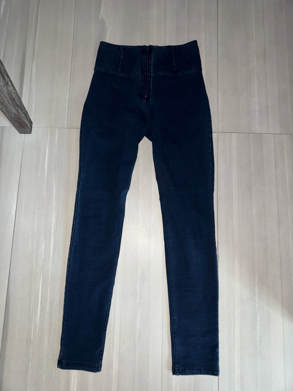 Dark Wash Skinny Jeans - Navy Blue